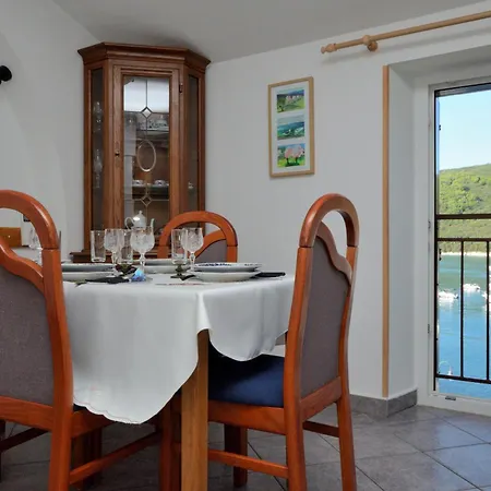 Apartment Lory Rabac