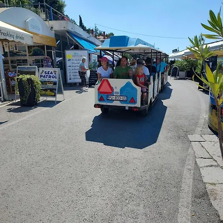 Apartment Lory Rabac