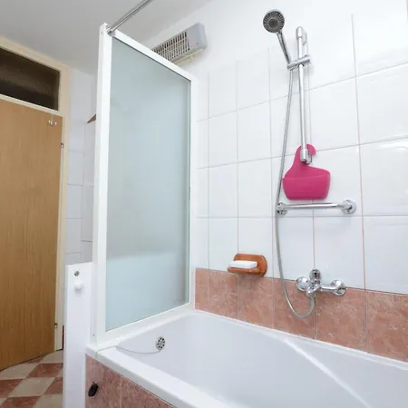Lory Apartment
